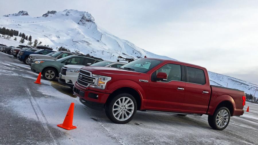  Ford F-150 Limited SuperCrew 2018 года  (фото 10 из 59)